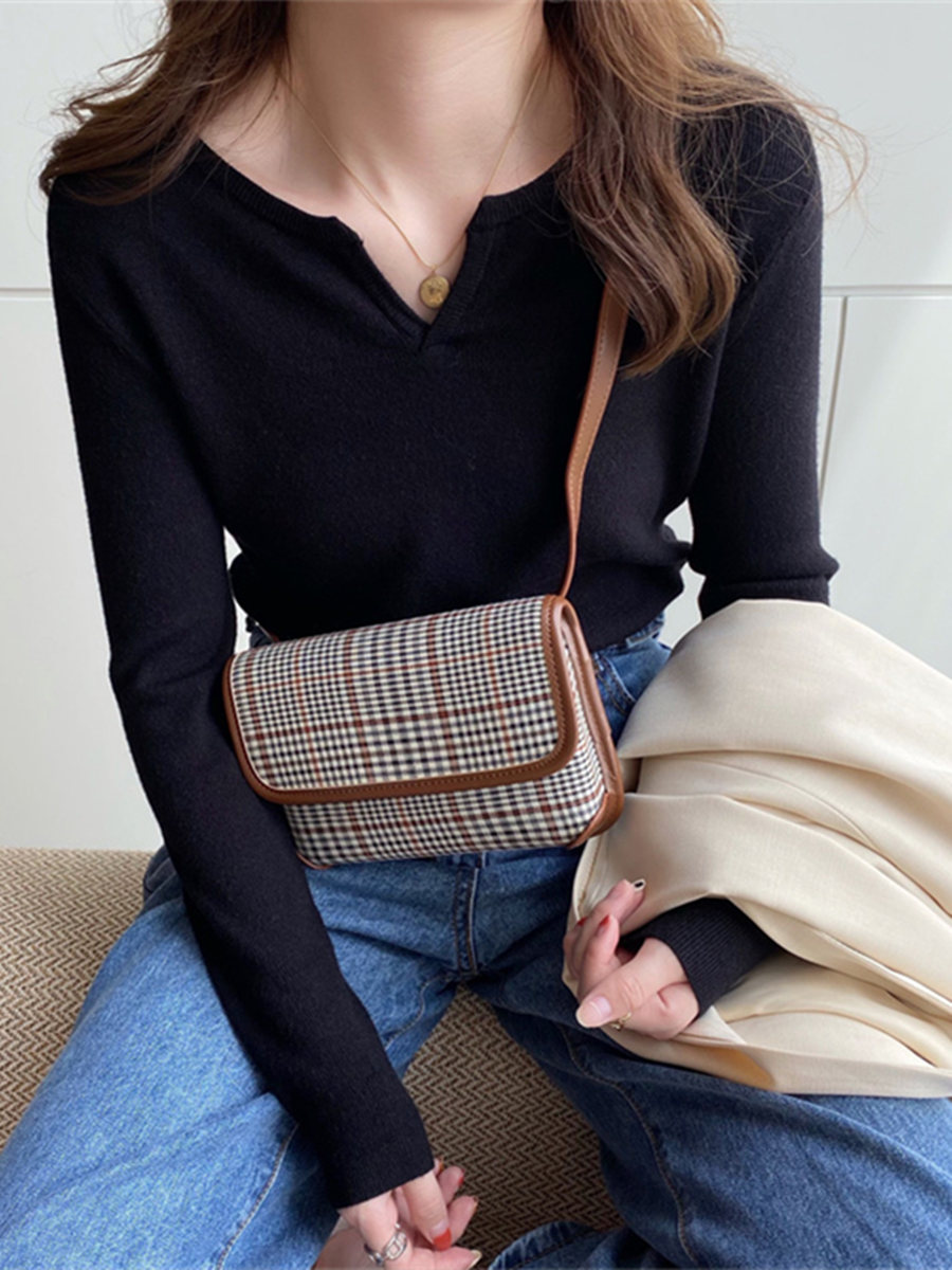 Women's V-Neck Long Sleeve Knit Base Layer Top Autumn 2026 Slim Fit Pullover Sweater - Image 2