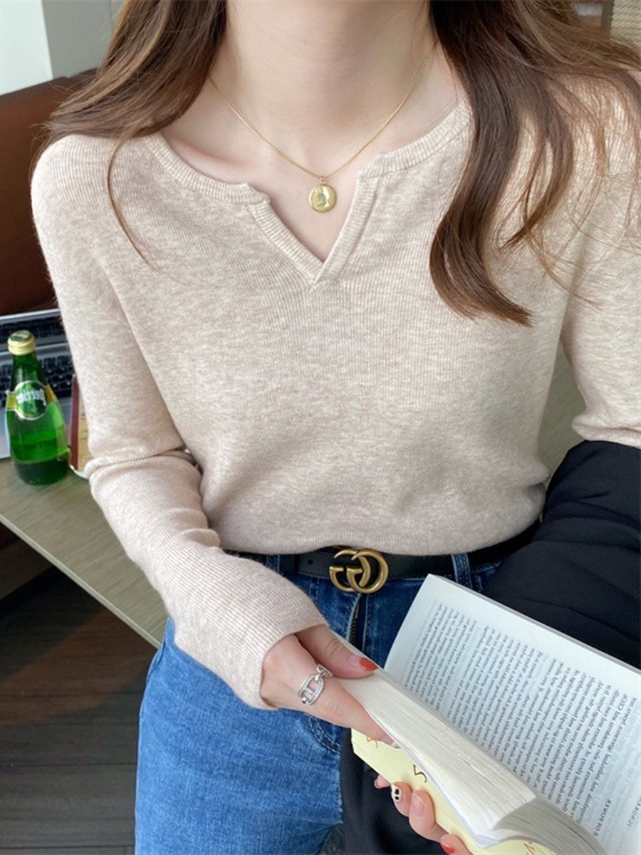 Women's V-Neck Long Sleeve Knit Base Layer Top Autumn 2026 Slim Fit Pullover Sweater - Image 3