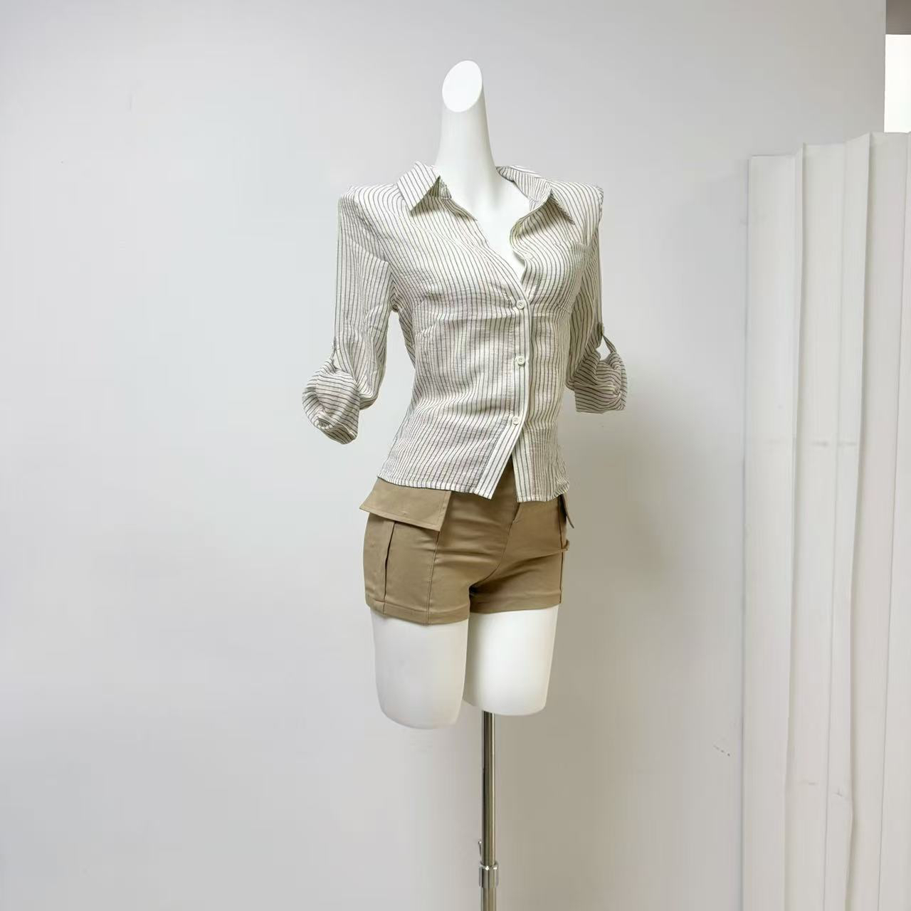 Famouswang Spring 2026 Striped Shirt Top for Women - Image 2